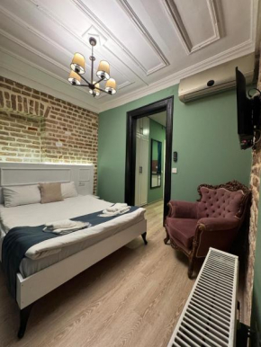 Volra Hotel